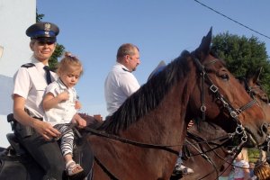 Policjanci na festynie w Aleksandrii.