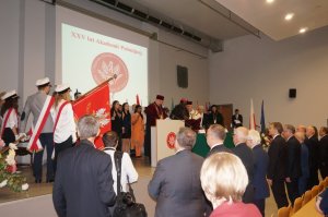 Scena Akademii Polonijnej wraz z gośćmi