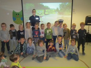 Policjantka i dzieci