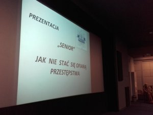 Opis slajdu : Bezpieczeństwo osób starszych