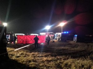 służby ratunkowe na miejscu wpadku