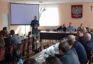 Debata we Mstowie. Prelekcja ko. Mazurkiewicza.