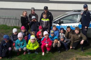 Spotkanie policjantów z dziećmi w Nakle.