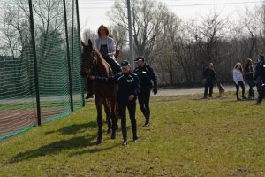 Policjanci na dniu otwartym.
