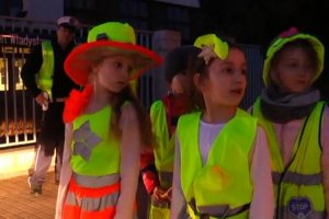 Kadry z konkursowego filmu.