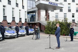 Nowe radiowozy.