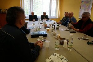 Dzielnicowi na spotkaniu Zarządu Stowarzyszenia Kupców.