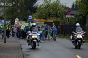 Happening &quot;Kochasz dzieci nie pal śmieci&quot;.