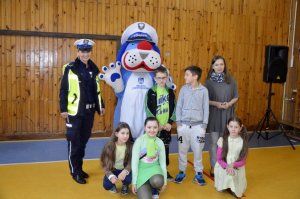 Happening "Kochasz dzieci nie pal śmieci".