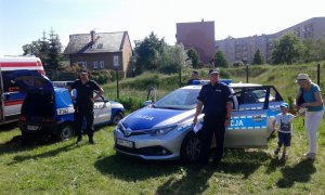 Dzielnicowi na festynie.