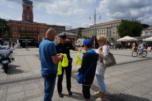 Działania profilaktyczne na Placu Biegańskiego w Częstochowie.