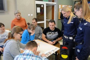 Policjantki ze świąteczną wizytą u podopiecznych z Bogumiłka.