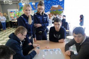 Policjantki ze świąteczną wizytą u podopiecznych z Bogumiłka.