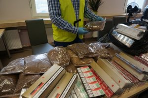 Tytoń i papierosy przejęte przez policję gospodarczą