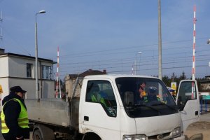 Działania profilaktyczne Policji i SOK na przejazdach kolejowych