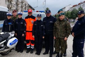 Częstochowscy policjanci na pikniku służb mundurowych