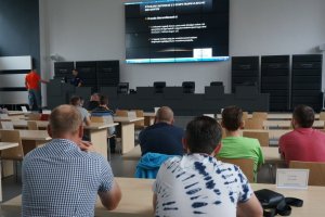 W Częstochowie policjanci szkolą się z techniki jazdy