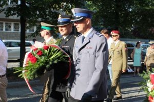 Hołd dla bohaterów Powstania Warszawskiego