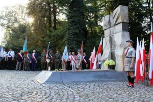 Hołd dla bohaterów Powstania Warszawskiego