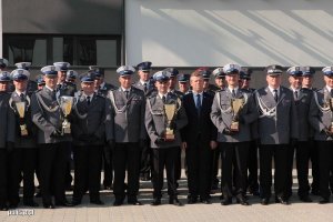 Finał konkursu i wręczenie policjantom pucharów i nagród.