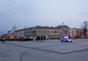 policjanci podczas uroczystości