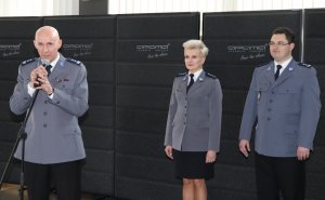 policjanci podczas uroczystości wprowadzenia nowych zastępców komendanta Miejskiego Policji w Częstochowie