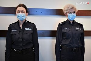 policjantki stoją w szeregu podczas uroczystego spotkania z komendantem wojewódzkim