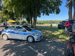 Miejsce zdarzenia zabezpieczone taśmą z napisem Policja