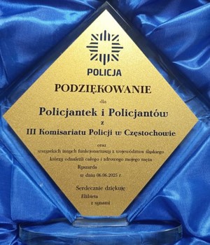statuetka z podziękowaniami