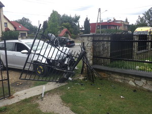 Zniszczony pojazd, który brał udział w wypadku