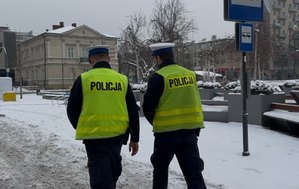 dwóch policjantów