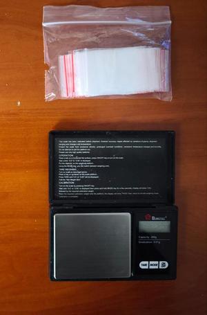 woreczki strunowe, i waga